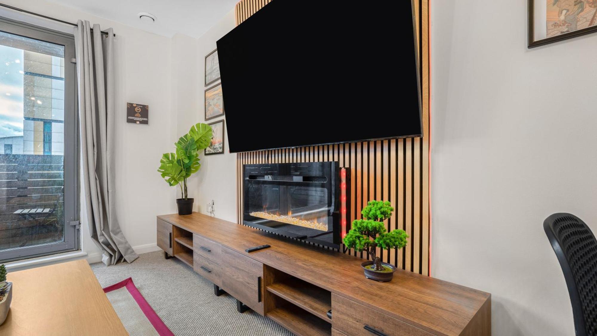 Japanese Suite 2Bed 2Bath, Free Park, Netfix, 75 Inch Tv, Games - City Centre- Maihom Birmingham Zewnętrze zdjęcie