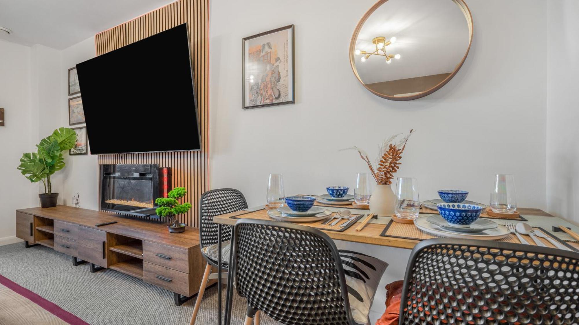 Japanese Suite 2Bed 2Bath, Free Park, Netfix, 75 Inch Tv, Games - City Centre- Maihom Birmingham Zewnętrze zdjęcie